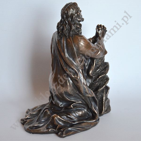 JEZUS MODLĄCY SIĘ W OGRÓJCU - wys. 18.5 cm  - 30055
